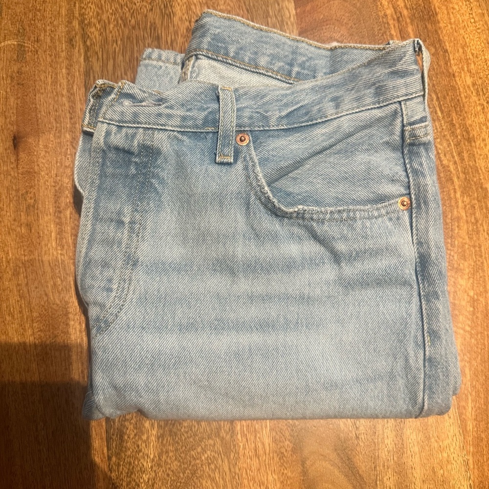 Levi’s 90s 501s | Distressed Light Blue | Size 28